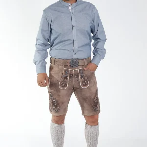 Dapper mens lederhosen attire