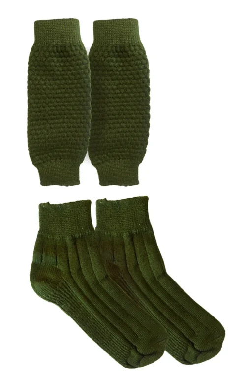 Folklore socks in parrot green