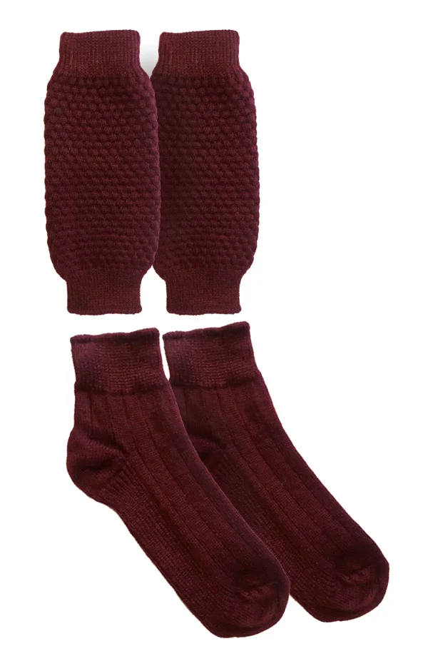 Deep maroon folklore socks for Oktoberfest